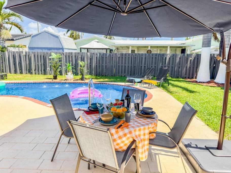 Amazing Home W Heated Pool 8 Mins To The Beach Lighthouse Point Exterior photo